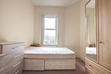 3 bed flat, Claremont Road, Spital Tongues, Newcastle, NE24AN - Image 5